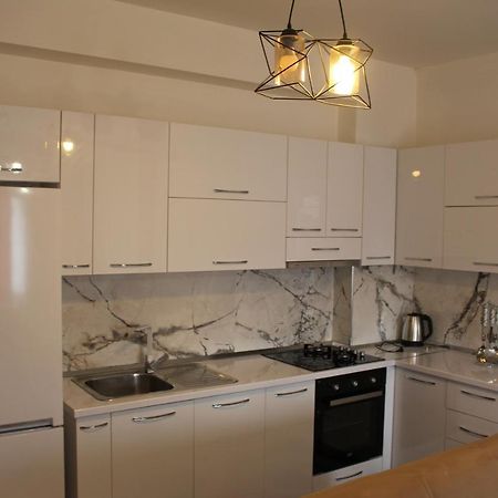 City Center Luxurious Apartment Shkodra Exterior foto